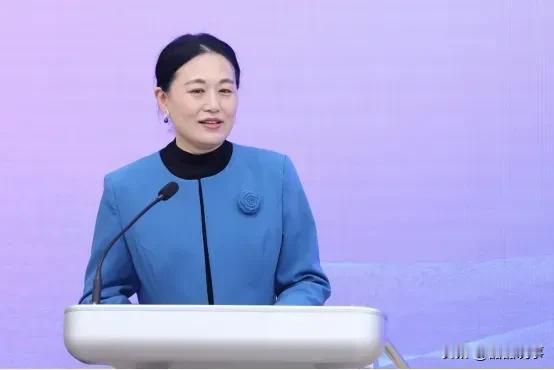 这真是悲剧呀！北京语言大学女教授，竟然在清华校园内被砸身亡！6月20日，清华大