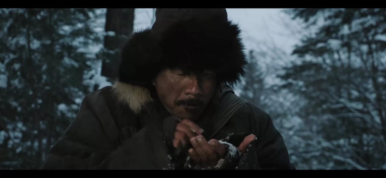 离谱他妈给离谱开门！《归队》前几集大概是编导连夜用脚想出来的剧本。编导一边较