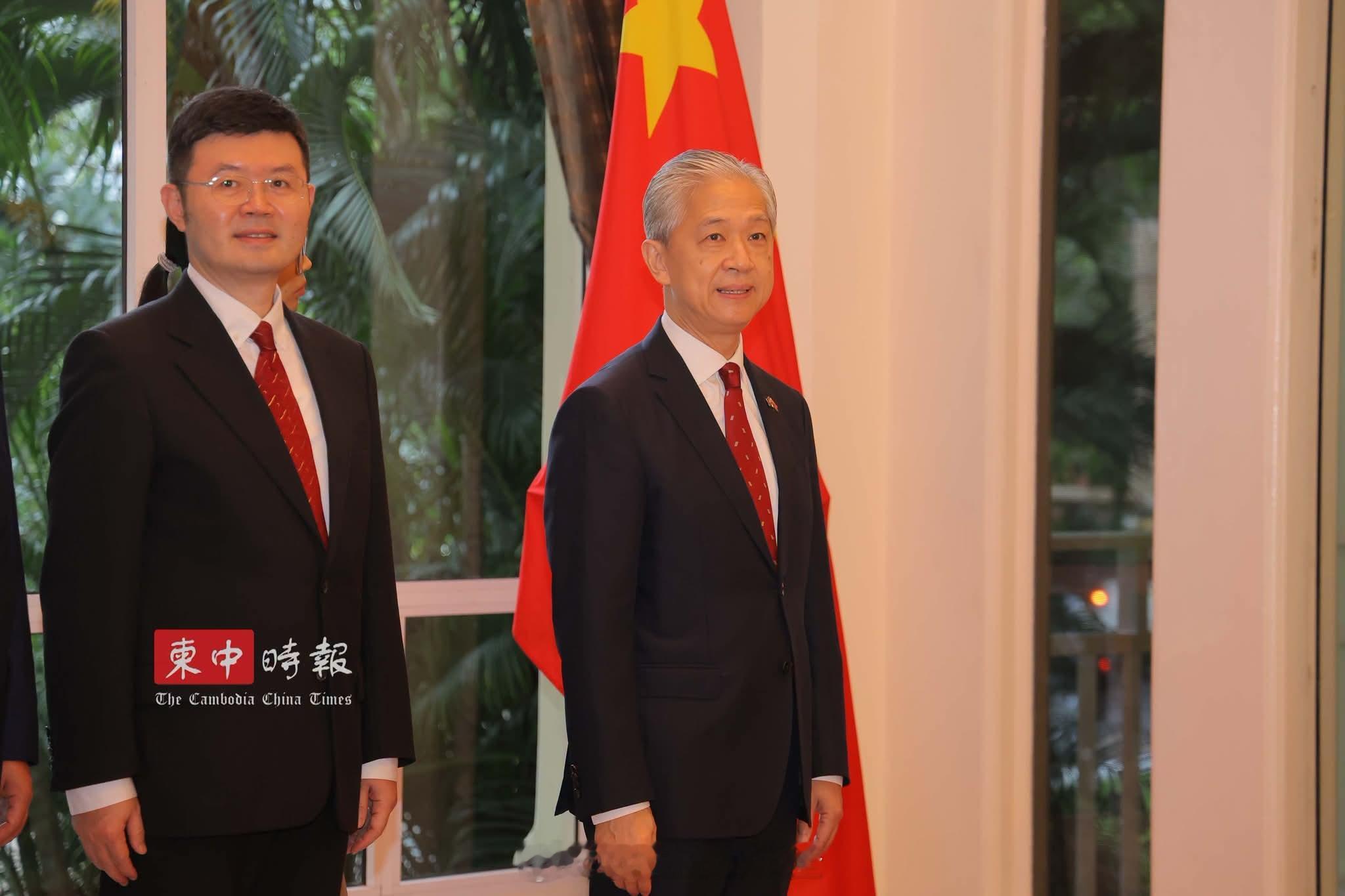 9月21日晚，中国驻柬使馆举行庆祝中华人民共和国成立77周年招待会
