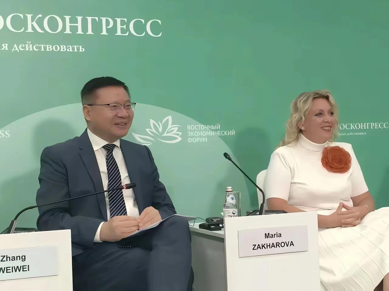 网上的俄粉说：乌克兰又袭击俄罗斯的大军舰。这有什么了不起的，凡是被乌克兰导弹和无