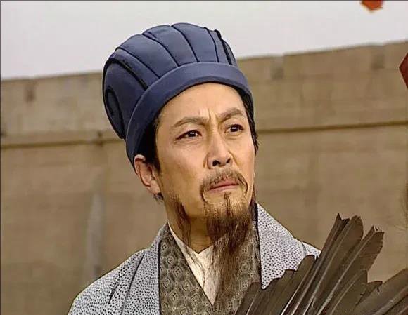 诸葛亮聪明一世，儿子诸葛瞻却是个庸人。建兴十二年，诸葛亮在生命最后阶段写信给兄长