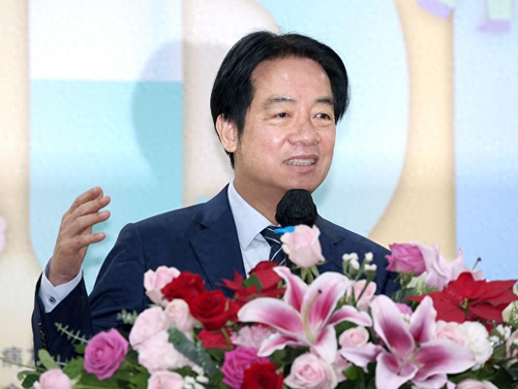 弹劾连署突破600万！邱毅一句话预测赖清德结局，郑丽文回应亮了。 在“朝小野