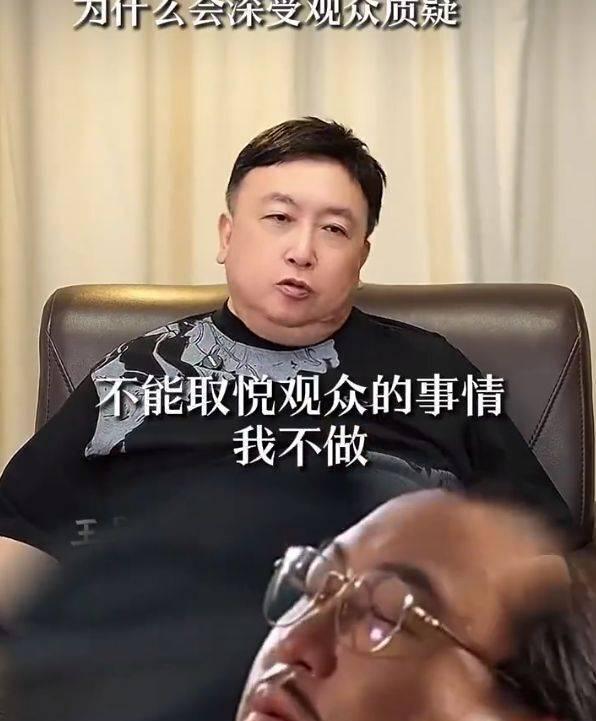 明星离婚也不过如此。王晶谈谢霆锋张柏芝离婚原因有感。说是张很喜欢谢。但两个人大
