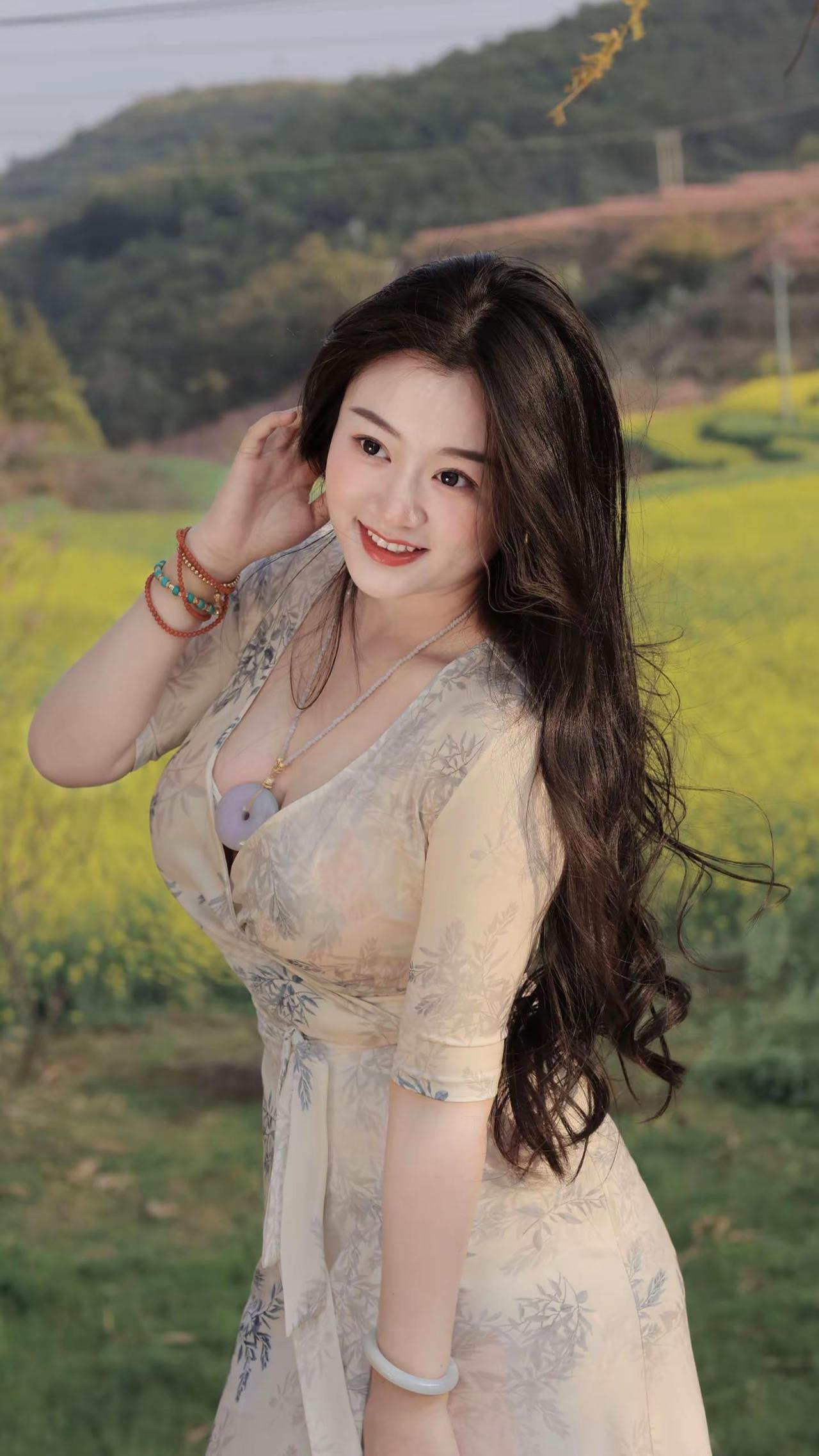 是那夜的芬芳还是你的发香