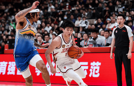 吴前: 外界对李悦洲的关注度太高了, 这不是一件好事情