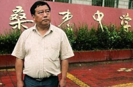 2008年汶川地震后，叶志平被许多人怀疑是“历史上最有可能的穿越者”。因为在汶川