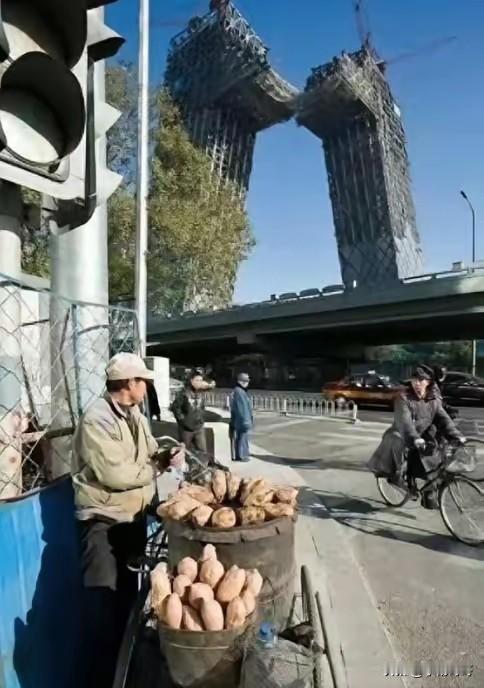 库哈斯，你真是糊涂啊！你把一些过于个人的、超前的理念，放进了一个国家级别的标