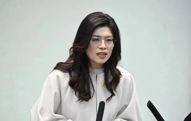 卢秀燕韩国瑜要结盟，蒋万安交底2028，郑丽文再被亲信戳一件事？日前，国民党
