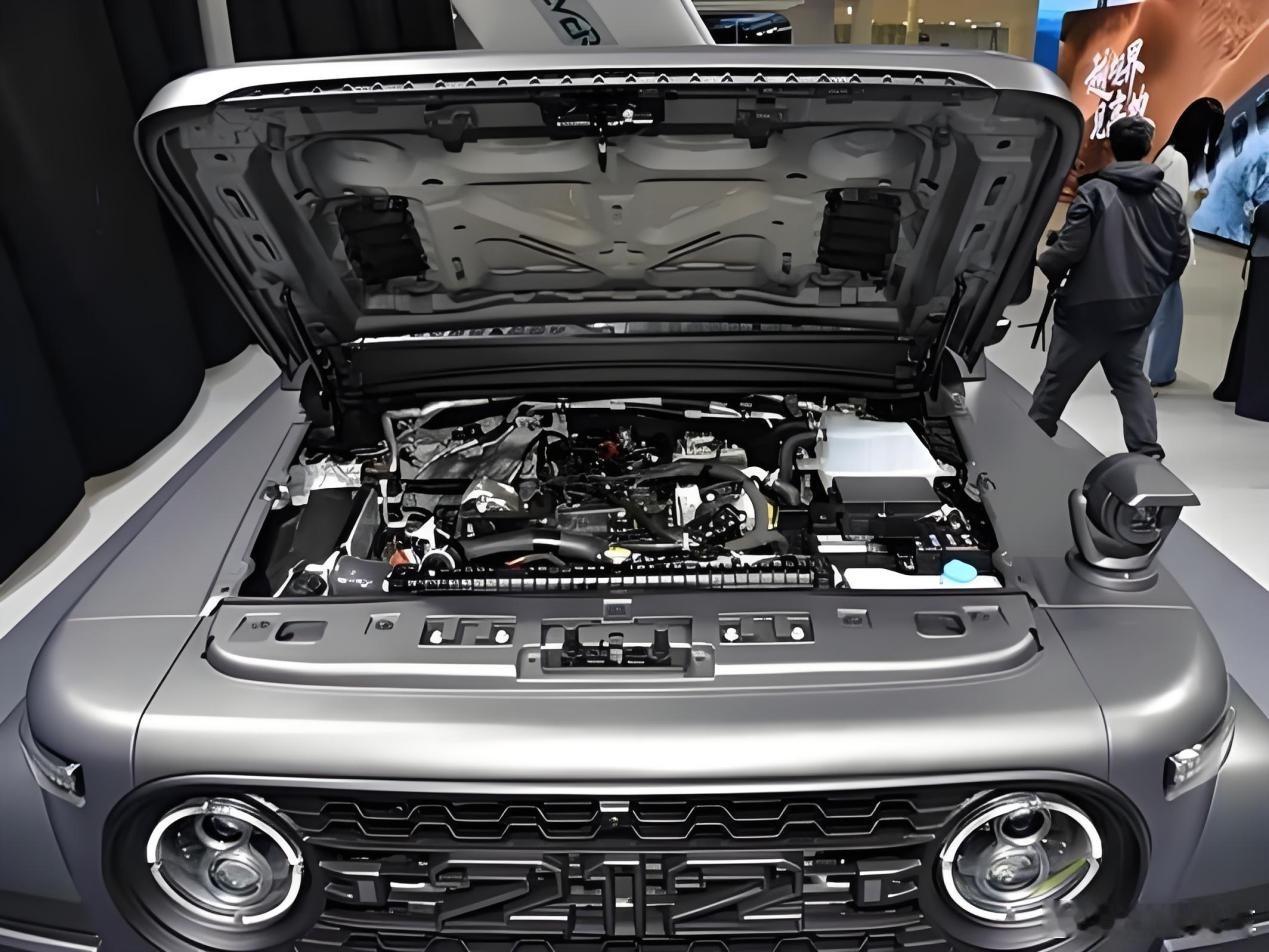 212回来了！超5.4米全尺寸皮卡，2.3T+柴油动力行？福特CEO吉姆·法利前