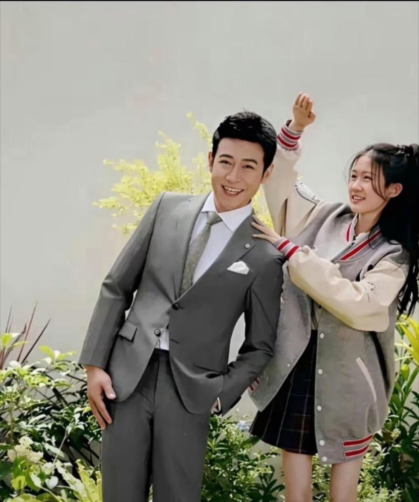 陆毅这对父女俩真是共用一张脸。