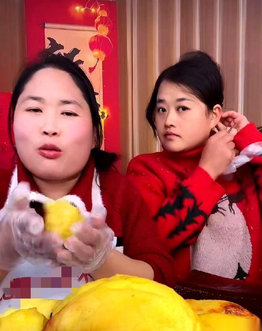 一个男人在家里的地位，有时候真的就是一顿饭的功夫，说塌就塌了。今天胖妹直播间里