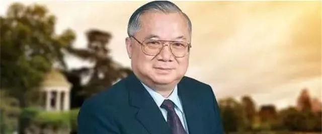 1997年，胡应湘30亿承建虎门大桥通车，他信誓旦旦的说：回本后就把大桥送给国家