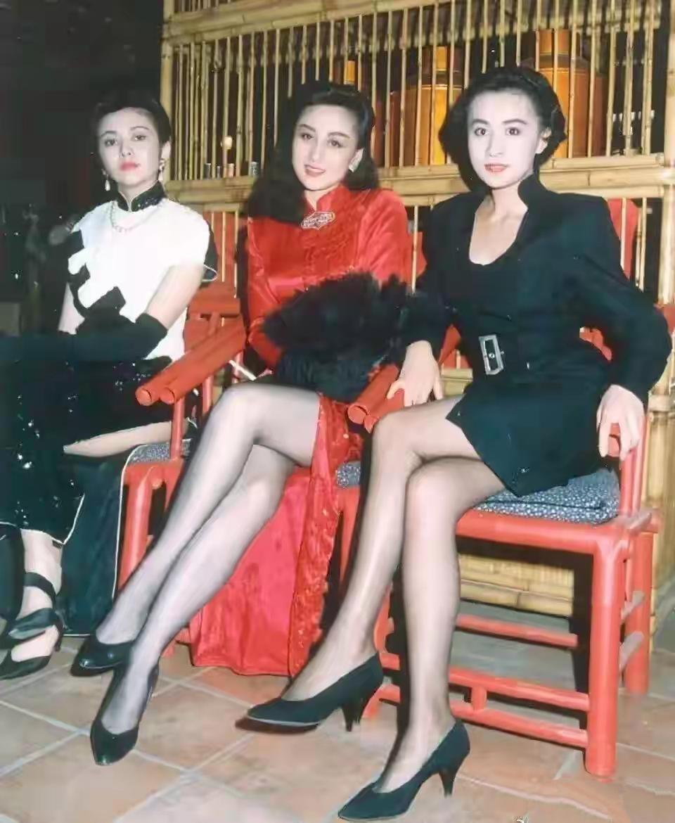 30年前，大陆公认三大绝色美人，天然无滤镜美到封神