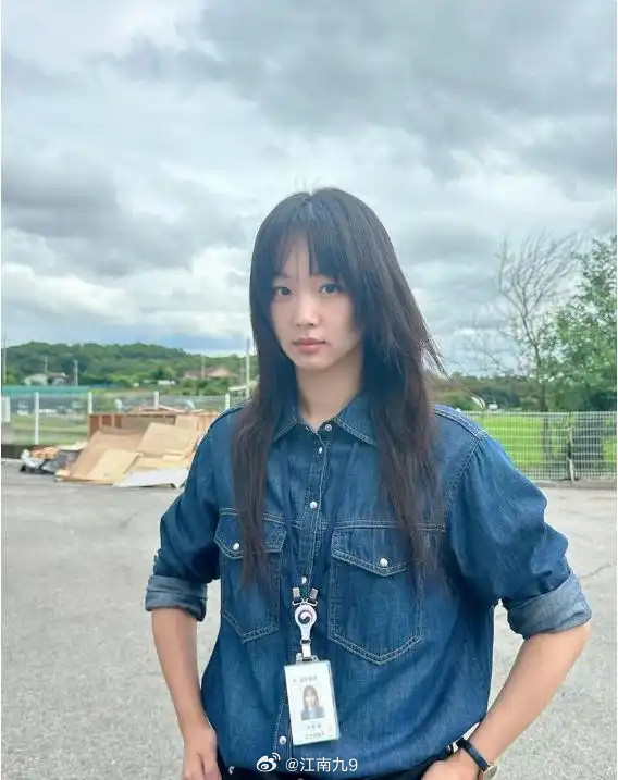 铁拳教育女主的ins实现了断崖式增长秦基周凭借Netflix爆款韩剧《铁拳教育》