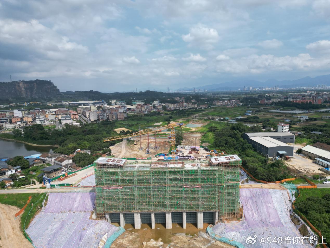 【惠州潼湖永平水闸封顶，区域防洪能力将大幅提升】5月23日，由中交二航局承建的