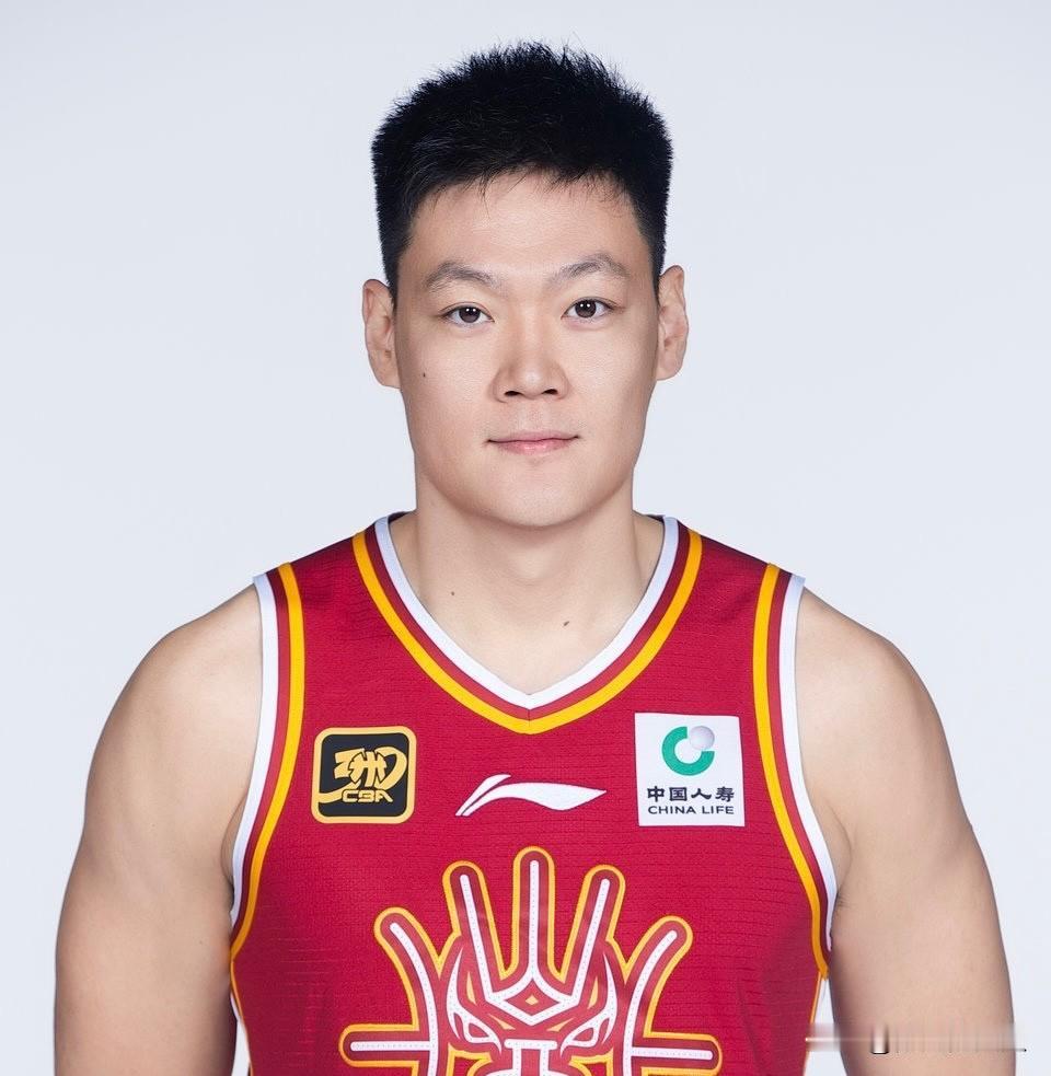 山西男篮今晚战广东，胜算有多大？前面两战山西主场客场均被广东打败。这一次，无论