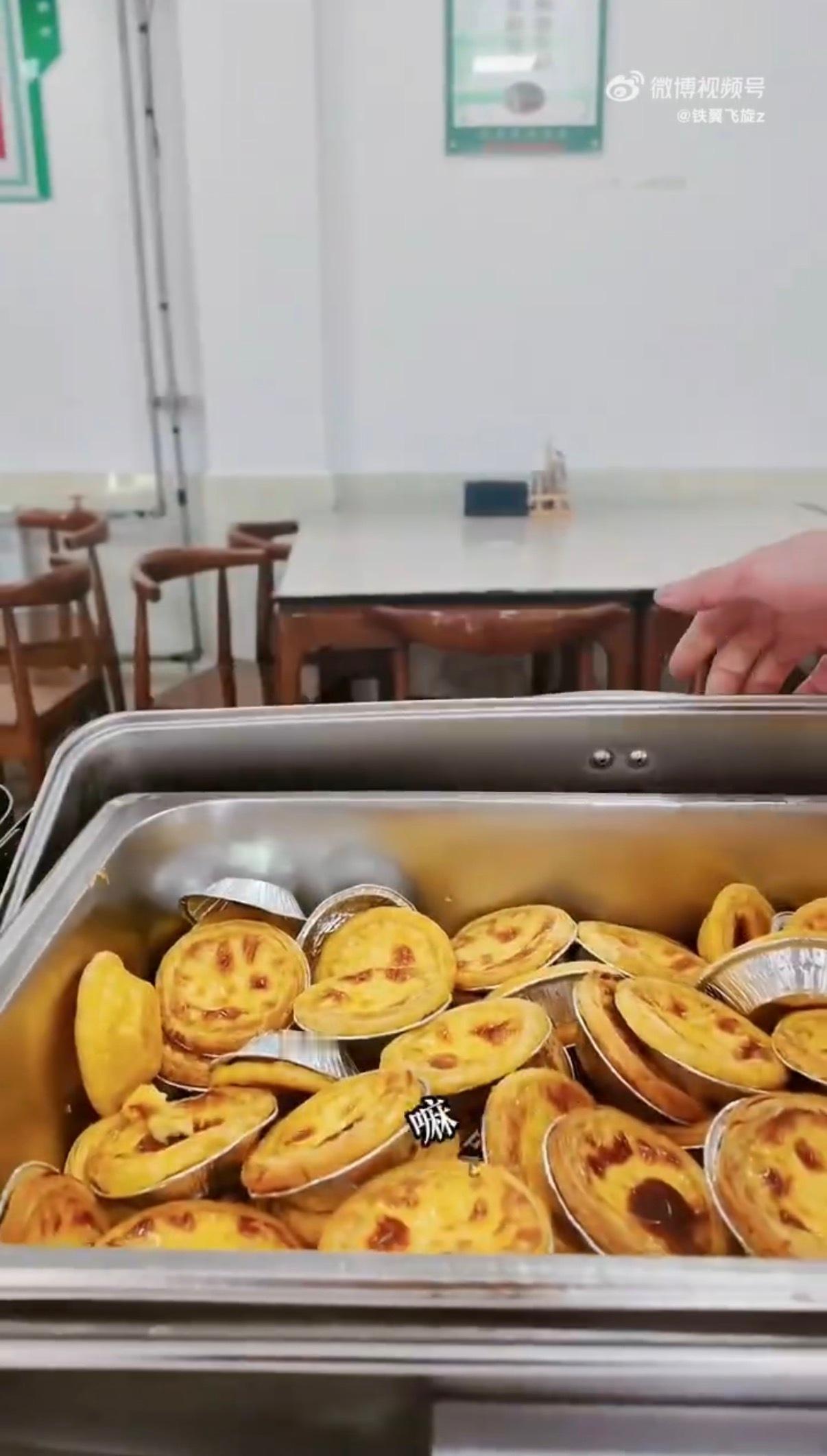 🔻看到边防战士吃的这么好，我们就放心了。🔻铁师傅的视频。