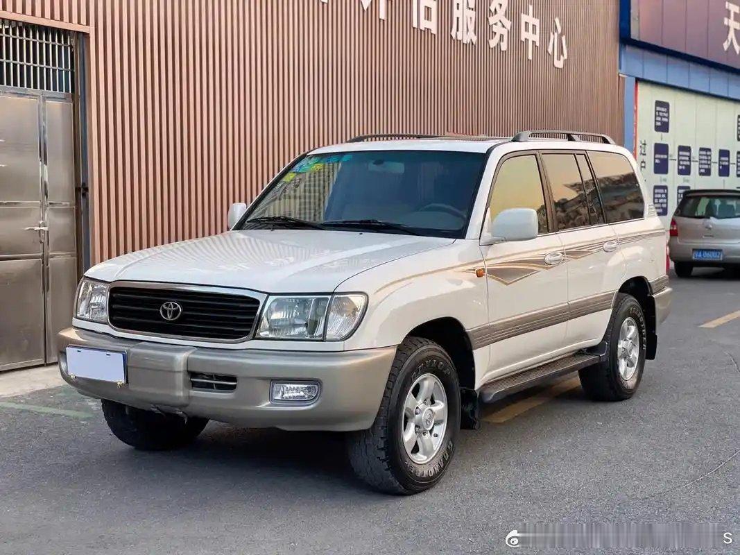 这辆开过的丰田陆地巡洋舰(LC100)，满级4.7VX-R，安全行驶2...