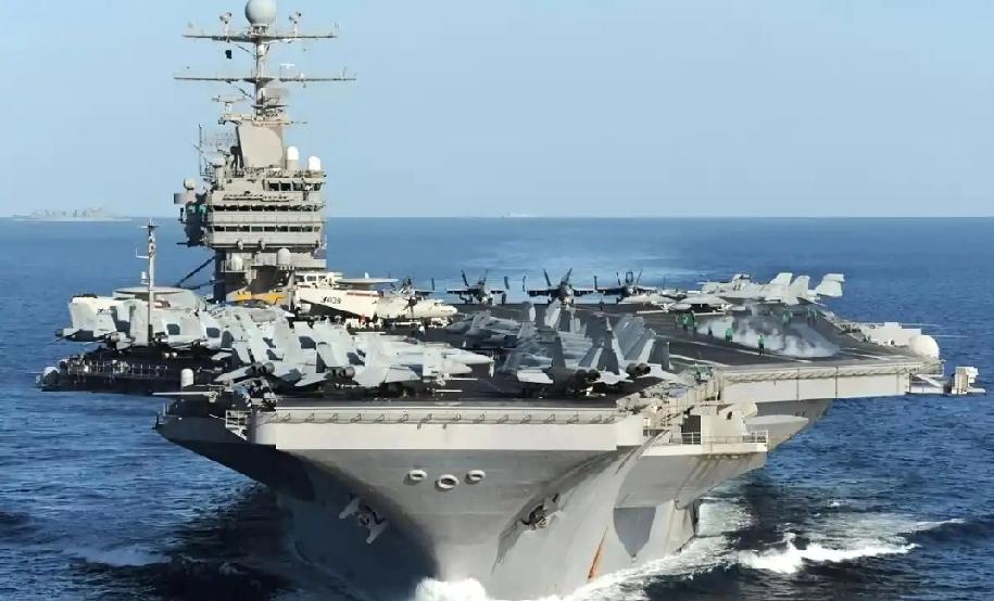 大家可能要失望了，美国的林肯号航母根本就没有失去作战能力，也没有离开事发海域回美