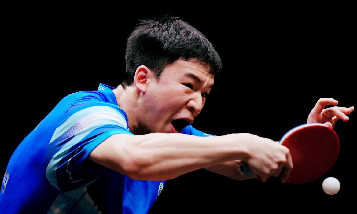 2026亚运会，国乒男团首场比赛，王皓为啥宁愿用外战拉跨的黄友政，也不用向鹏呢？