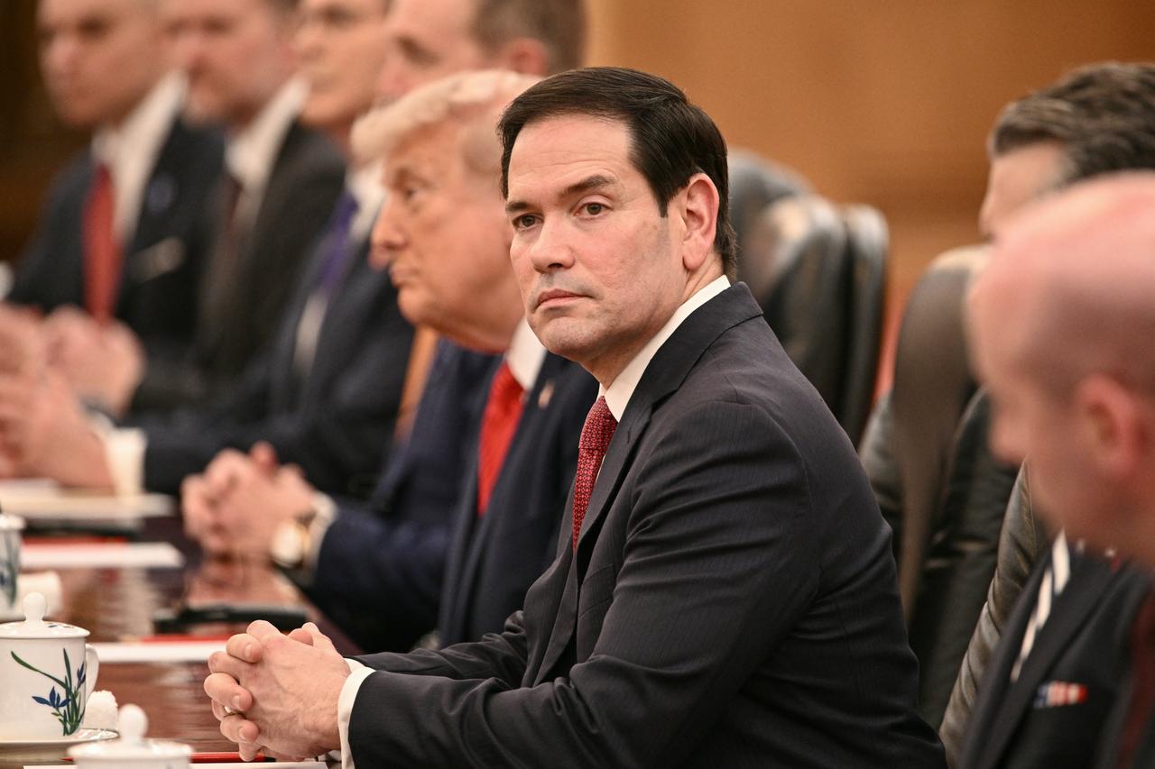 国务卿鲁比奥接受媒体采访，他对台湾问题的理解比当参议员时深刻多了，他说中国大陆并