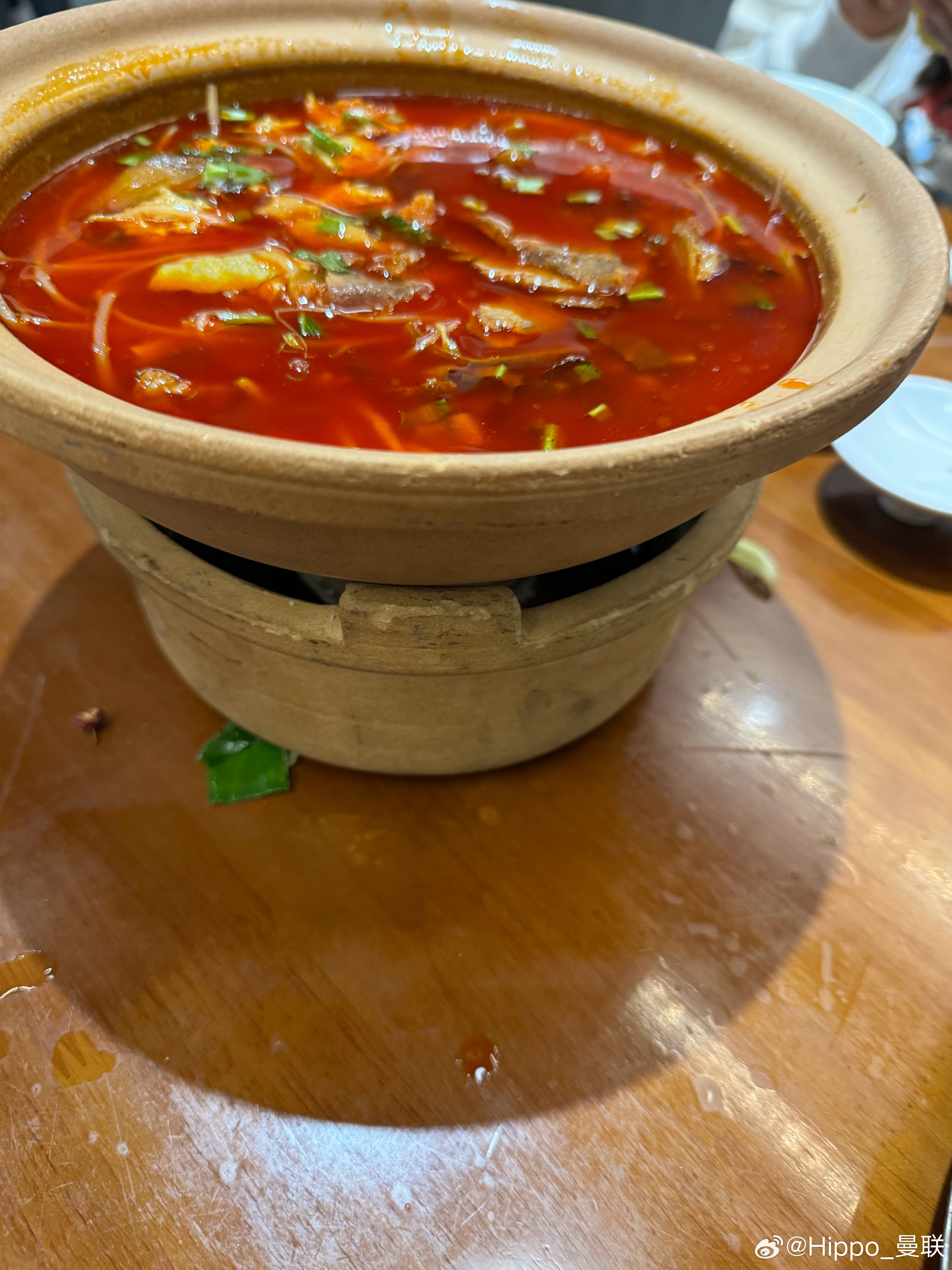 好吃，但是成都苍蝇馆子米饭和泡菜收费，就很没意思。成都·明婷小馆(仁和新城店)