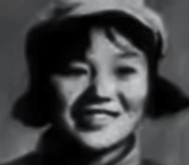 1969年，21岁的女知青廖晓东，为了响应号召，嫁给了一贫如洗的老光棍。新婚夜，