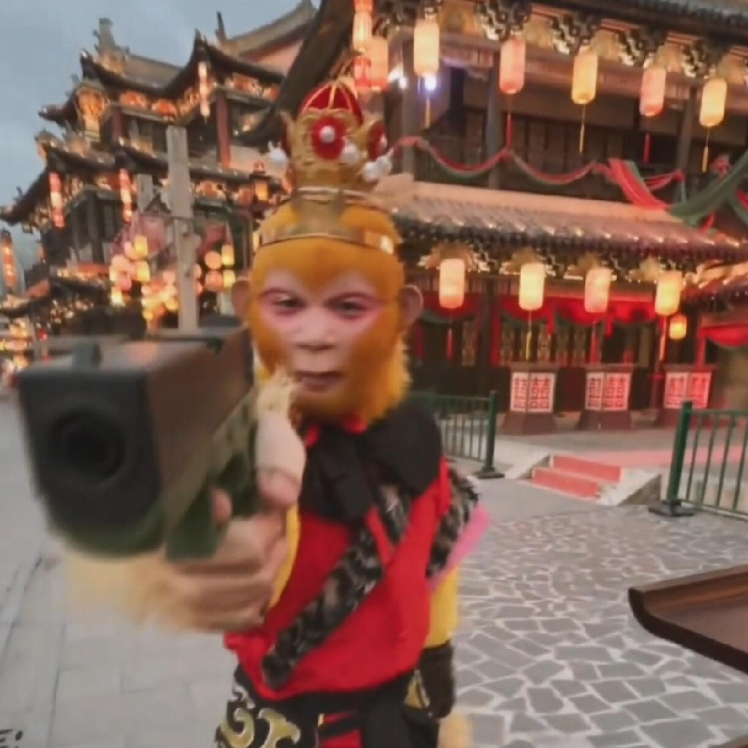 我给blg出个主意吧也没少这么干用xun去换monki吧。绝对无敌。monk