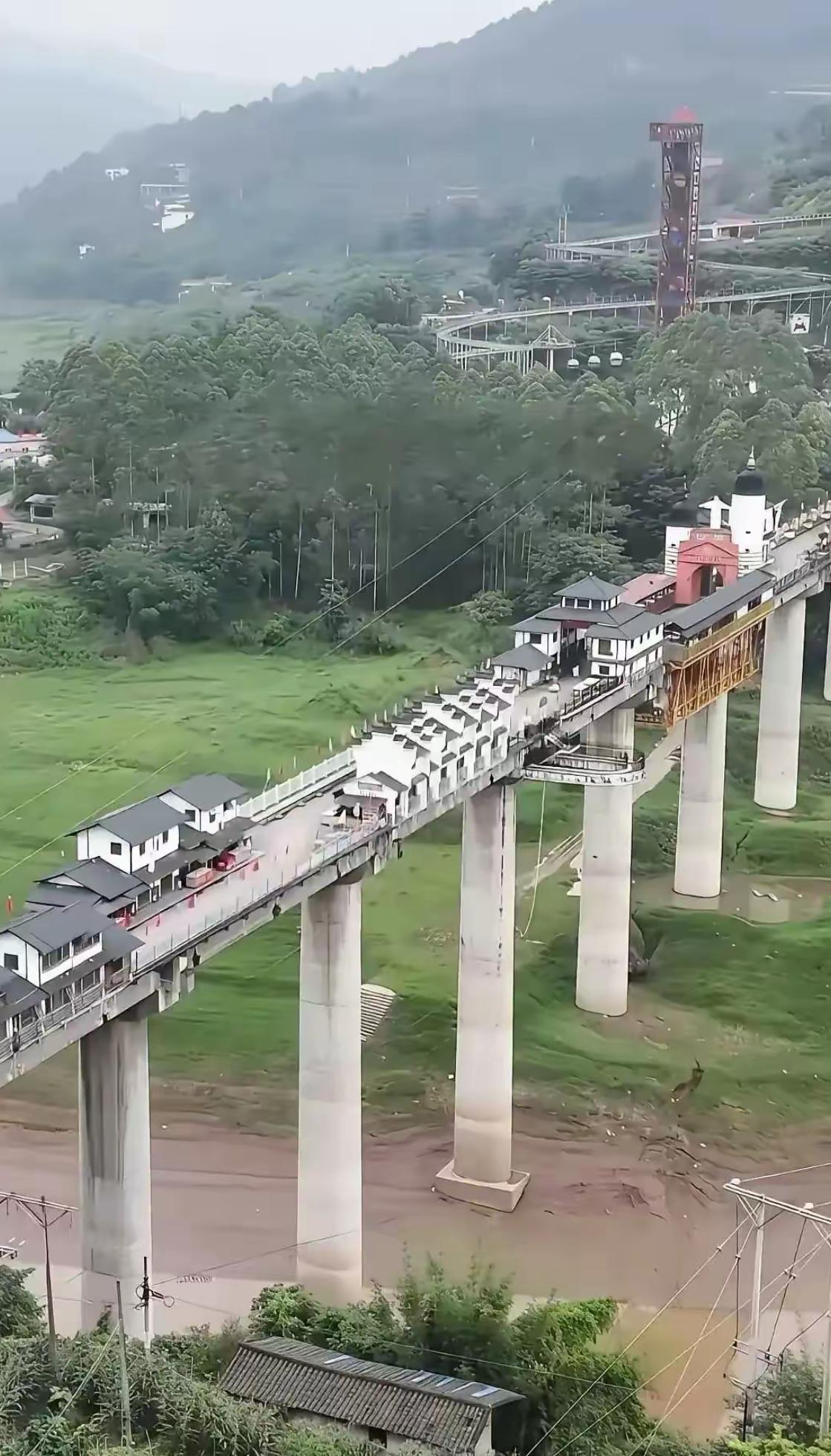 有没有人知道，桥上为什么可以做房子？