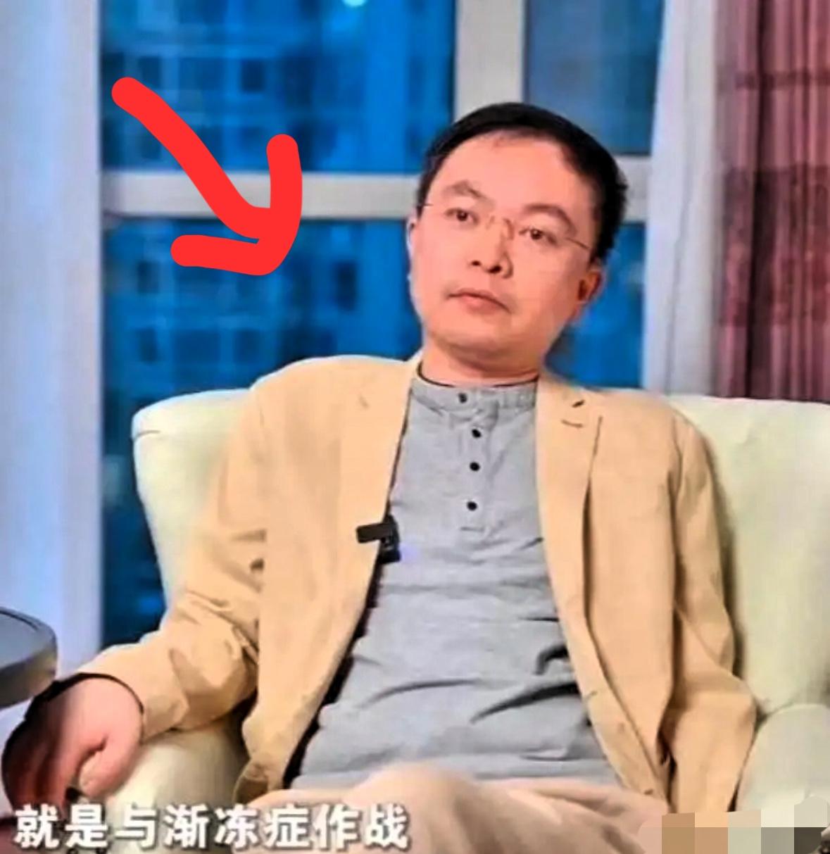 我怀疑过蔡磊是在作秀，也怀疑过他倾家荡产是为了给自己博名声，但我万万没想到的