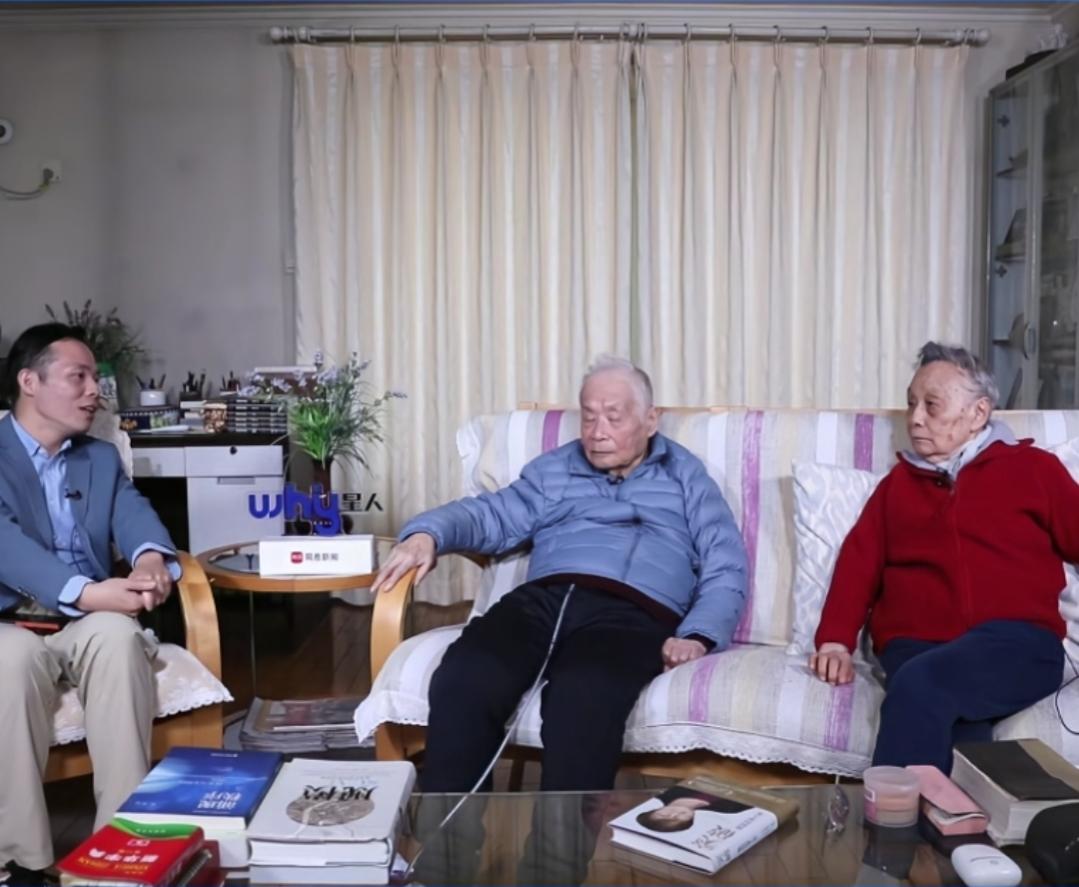 何祚庥老院士回忆杨振宁先生带来的惊喜。近日，何老院士回忆了90岁生日时的场景。当