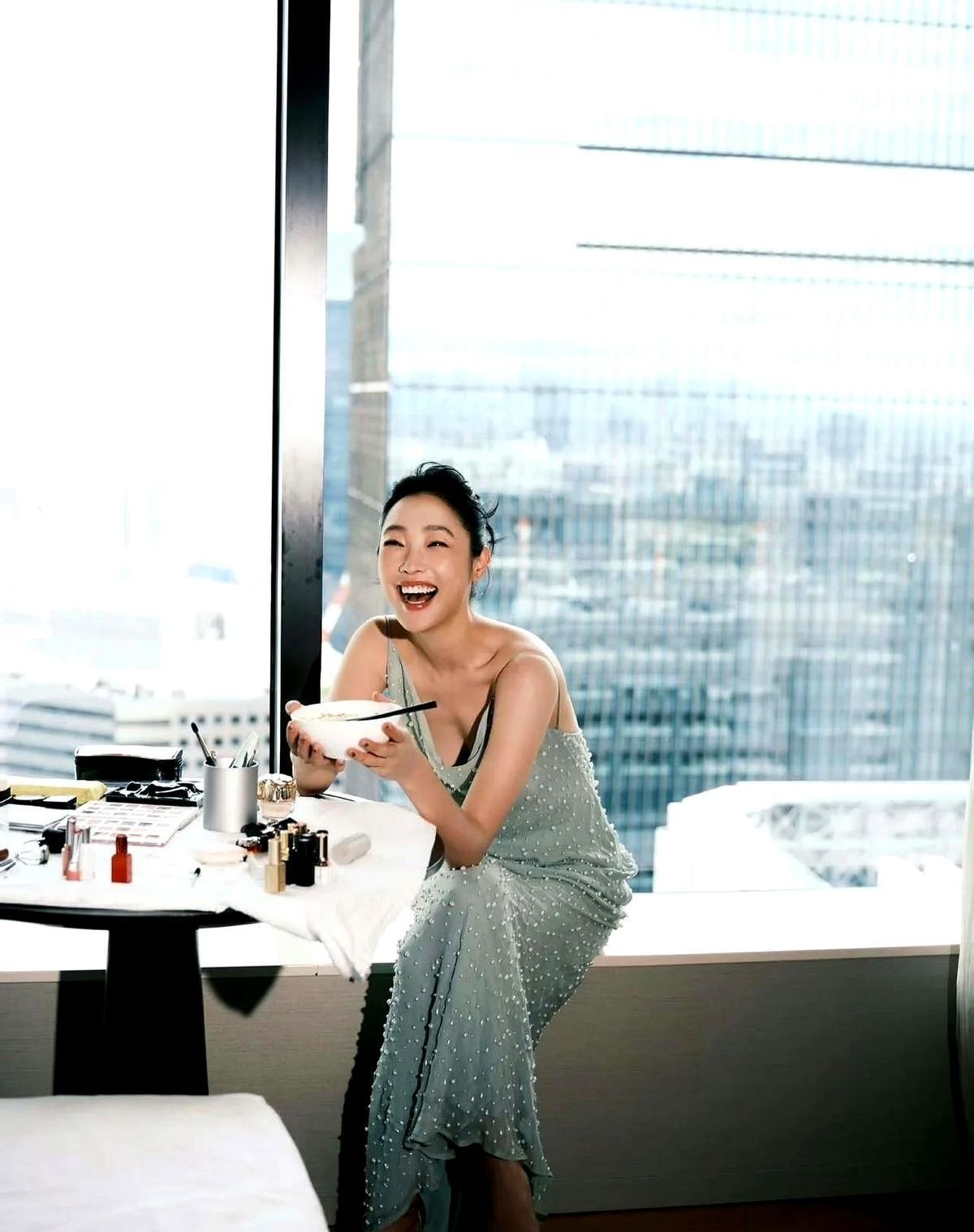 白百合东京电影节宣传被临时砍，片方一句“技术调整”就打发了。不是第一次了，也不