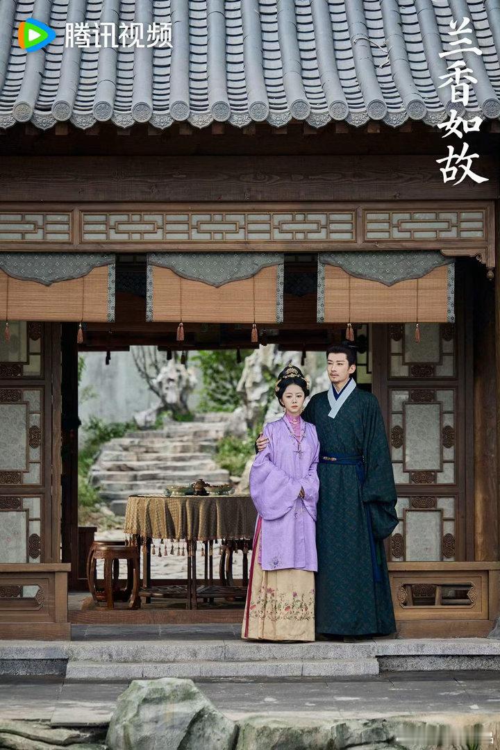 兰香到底还是不爱林锦岐！虽然最后兰香接受了林锦岐，为他生下了一女一男，可真的让人