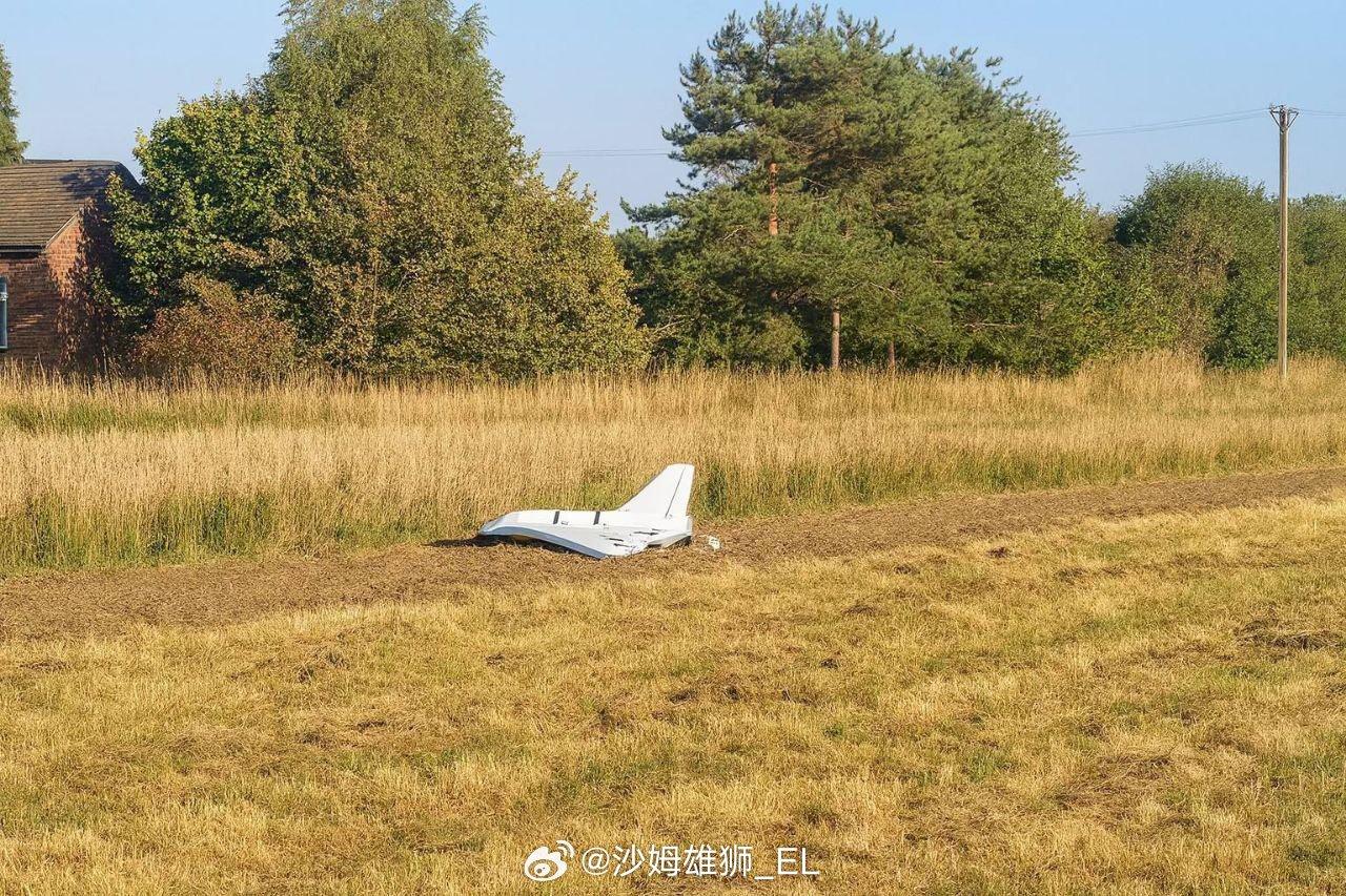 俄罗斯大量无人机深入波兰腹地，有的被北约战斗机击落，欧洲各国纷纷对此回应图为9