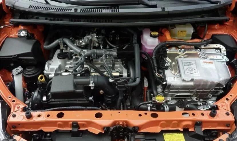 你是不是也因为固态电池这事，把换车计划一拖再拖？我群里三百多个车主，一半以上都在