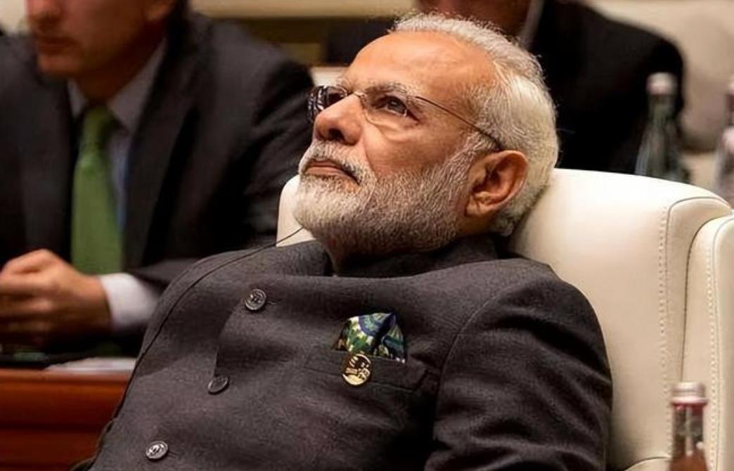 “三哥”最近又闲不住想要整活了！在美国先声明中美平起平坐，又声明自己要战略收缩后