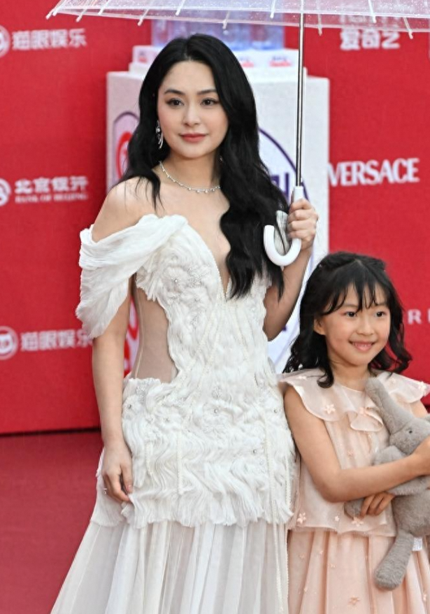 阿娇胖瘦都美，颜值从未掉线
