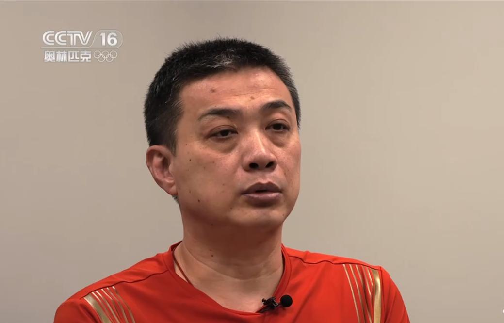 游泳世锦赛：总教头崔登荣对3人“有点失望”潘展乐：奥运会大放异彩，世锦赛突