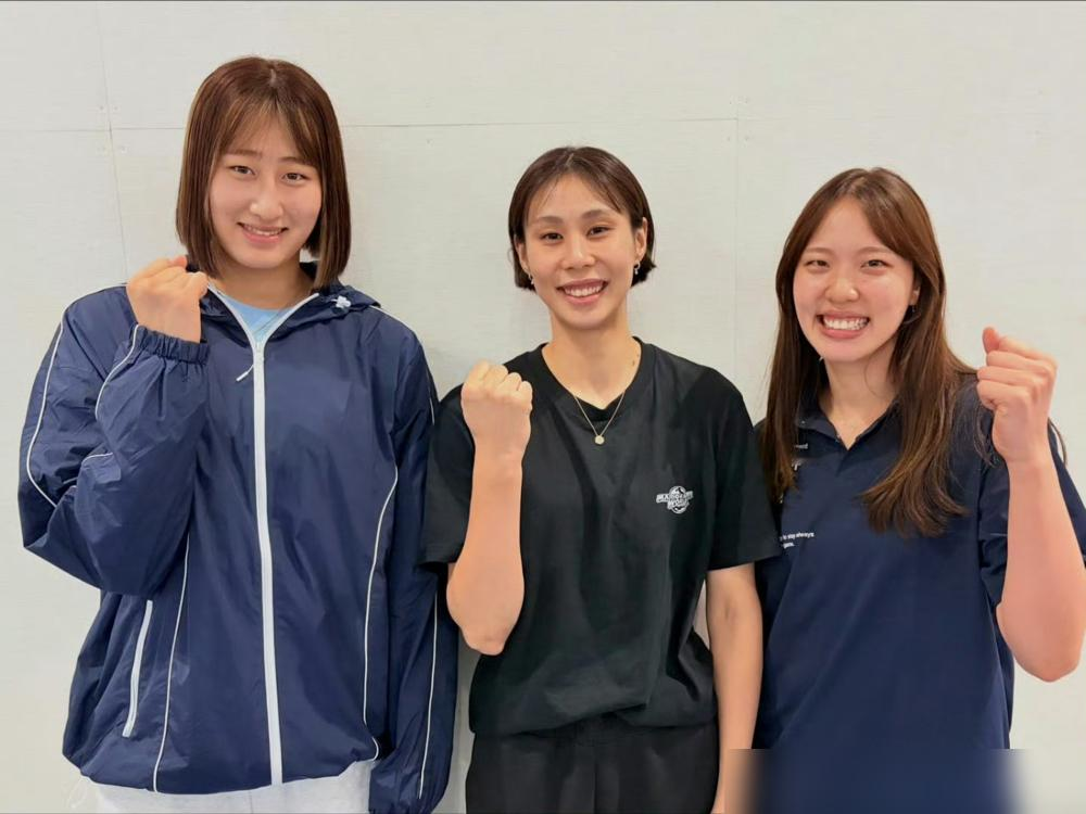 10比2领先，主场被逆转，日本主帅赛后一句话都没找借口。主场丢冠，他直接说中国队配得上冠军。日本女排