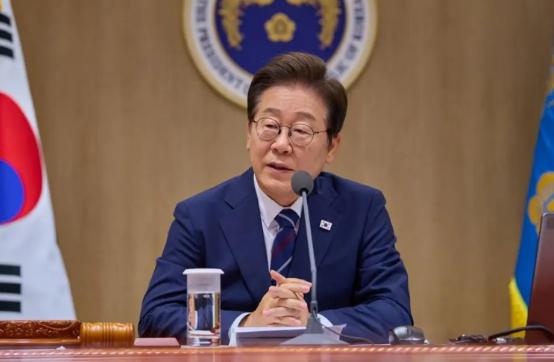 李在明还真是一个“狠人”，这几天他悄咪咪办了两件影响未来几十年国运的大事，让很多