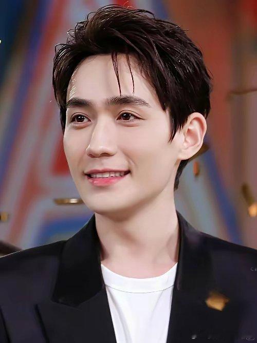 要么金鸡奖男主今年也5选2，弄个双黄蛋吧！觉得四字弟弟四提了，而且刘春和演的确实