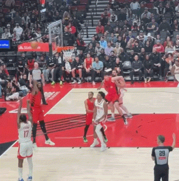 杨瀚森有点小聪明😊！立足NBA只是时间问题。开拓者111:105双杀火箭。杨瀚