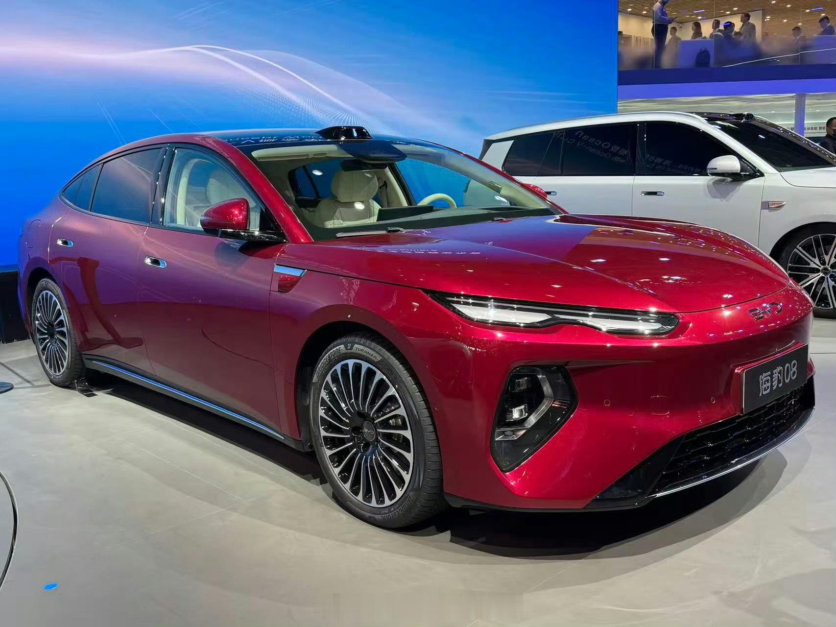 海洋网三大新品盲盒惊喜开箱北京车展，比亚迪海洋网带来三款全新车型，海豹08、海