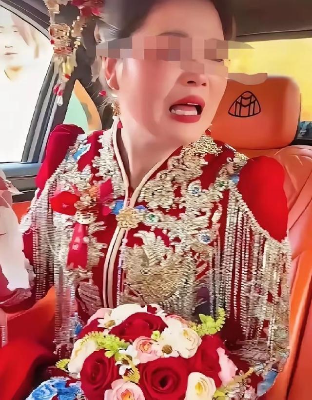东北姑娘远嫁江南，娘家五十多号亲戚十九辆车跨越上千公里浩浩荡荡去送亲，本想给女儿