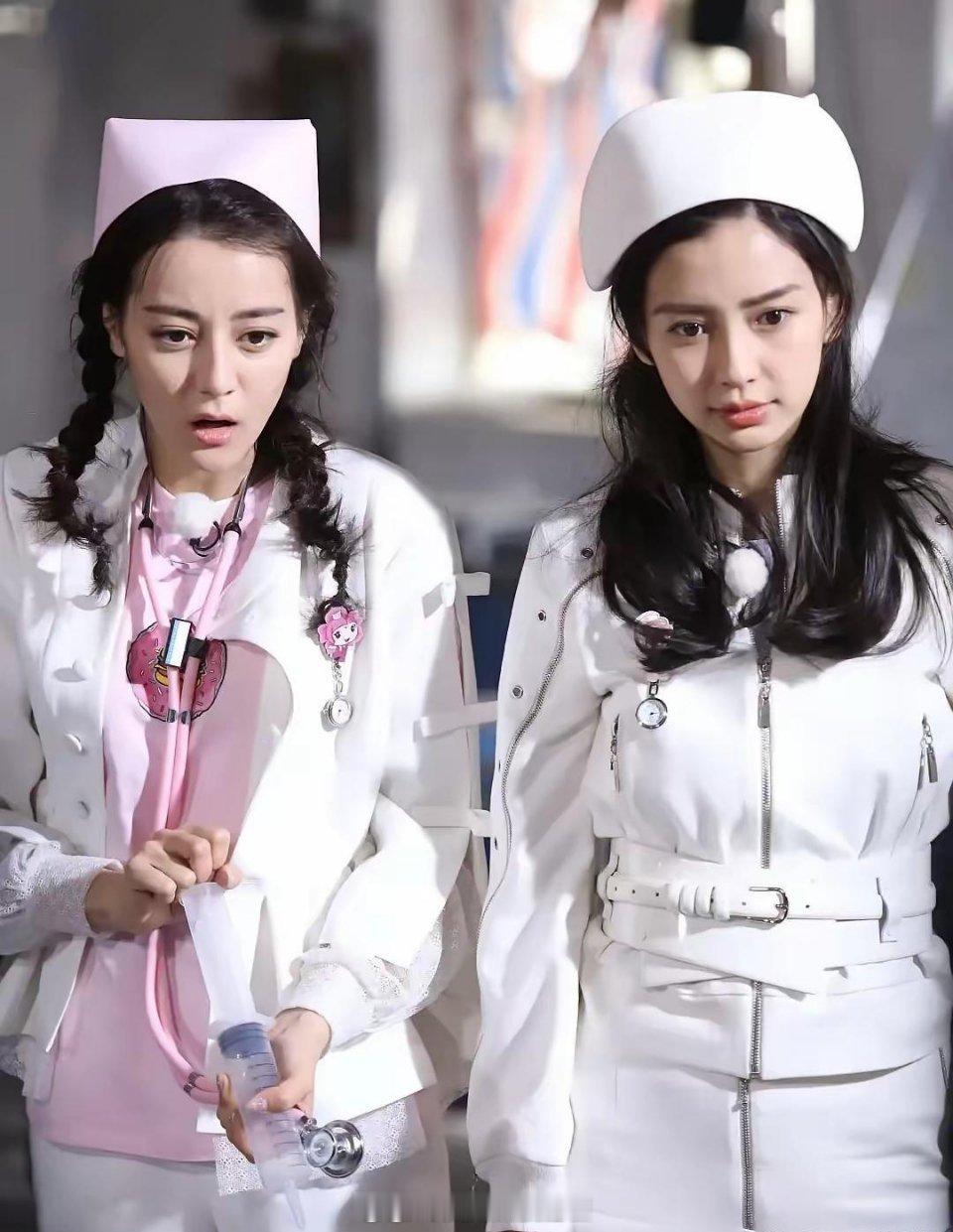 只有我从来没有get到过迪丽热巴的颜值吗？我感觉她长得太男相了​​​