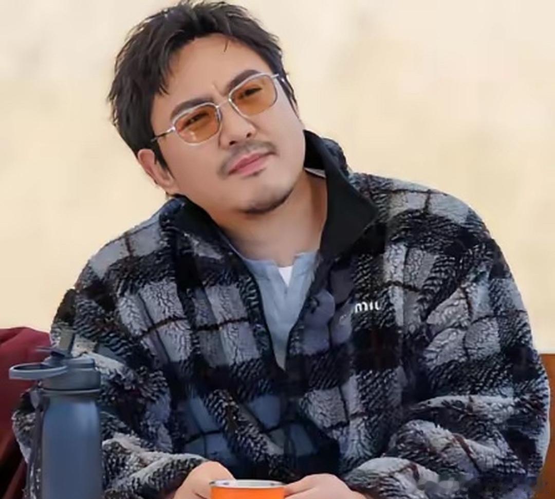 沈腾:我这一生最恨的两个人，一个是我父亲，一个是我母亲。马丽:(秒懂接梗)恨他们