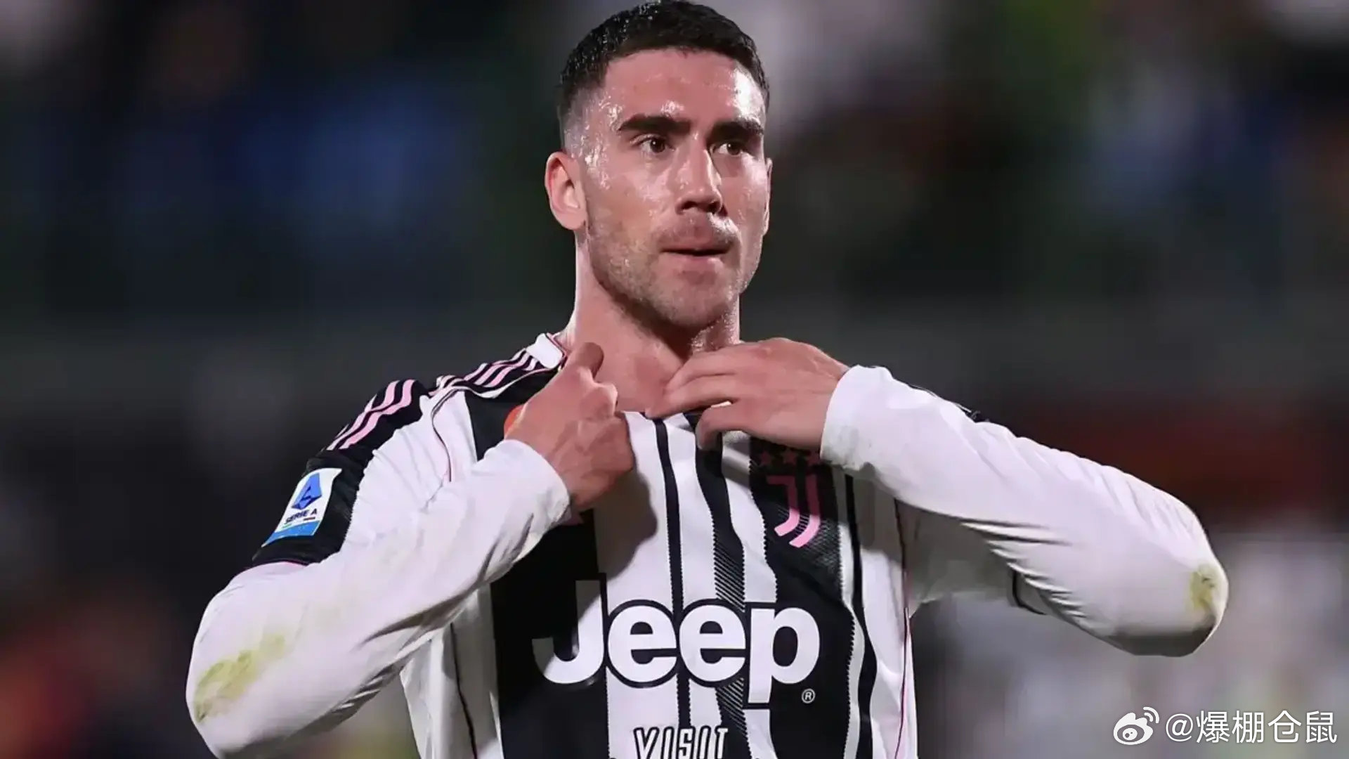 【降薪续约】《米兰体育报》：弗拉霍维奇的经纪团队与尤文图斯重启续约谈判，双方各让