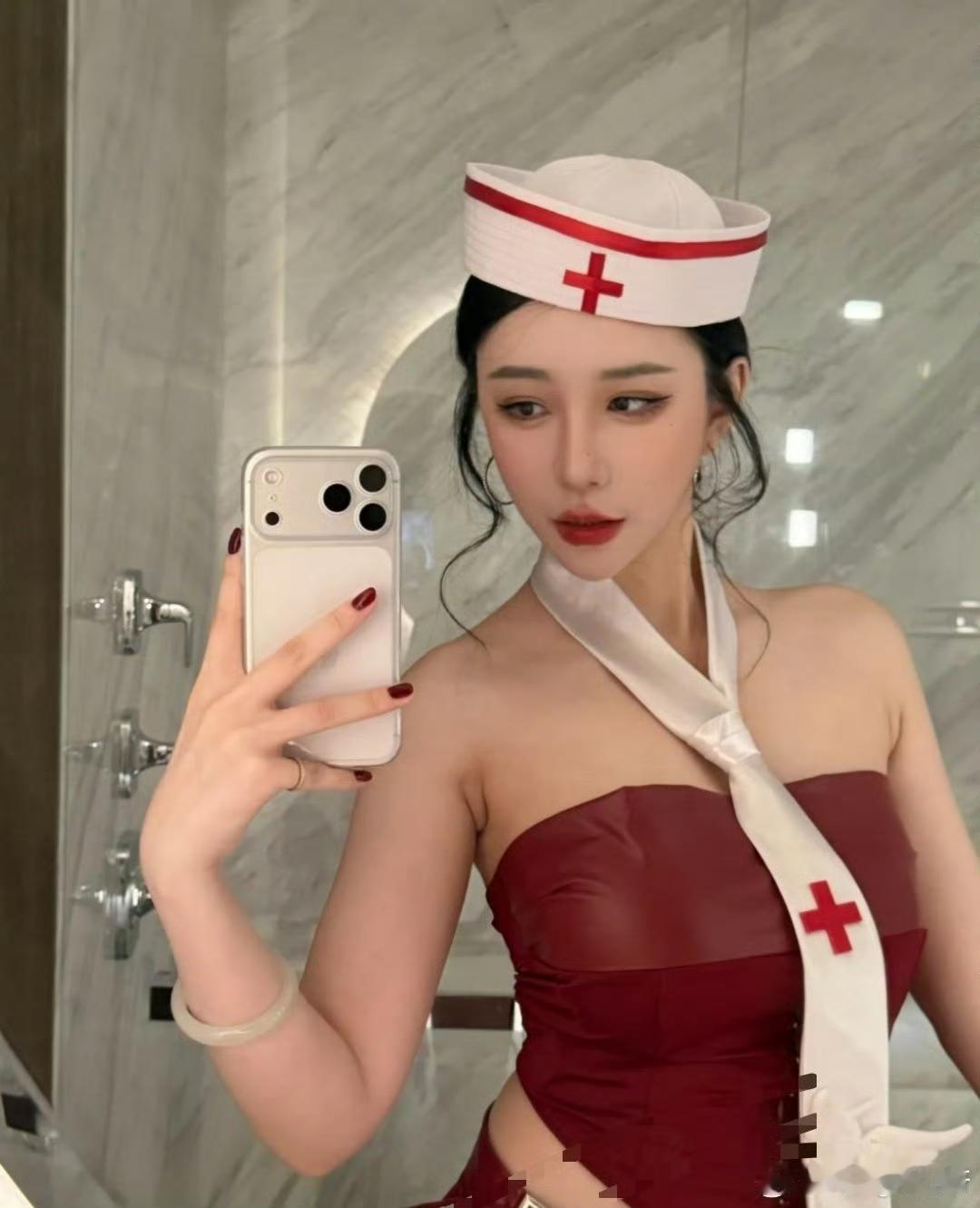 帅的大叔滴滴谈恋爱啦​​​​​​