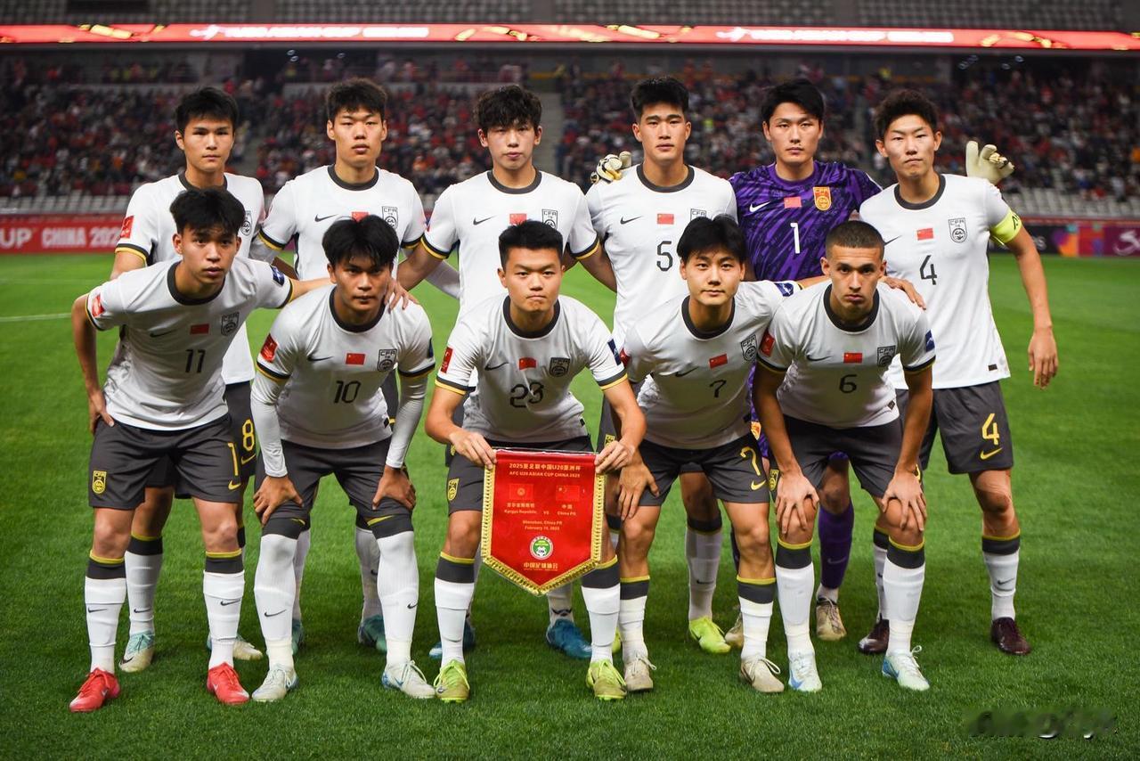 亚足联官宣举办亚国联，国足终于有球踢了。12月21日，亚足联宣布，将仿照欧足