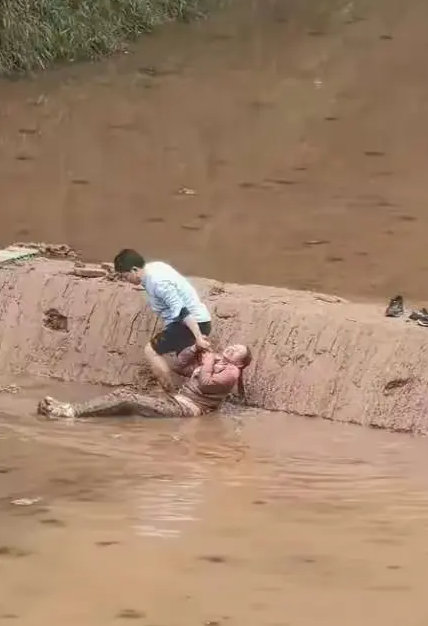 这就是远嫁外地的下场！”